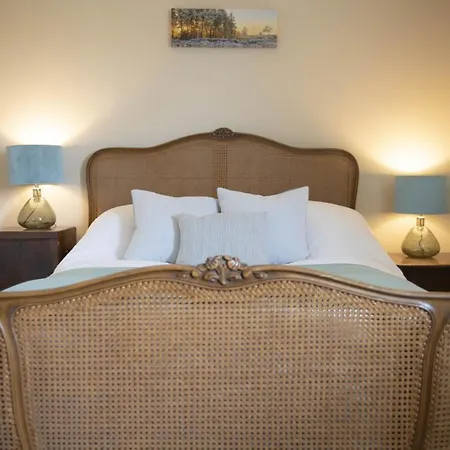 Five Acres Tatil Evi